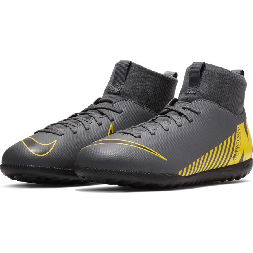 nike junior superfly 6
